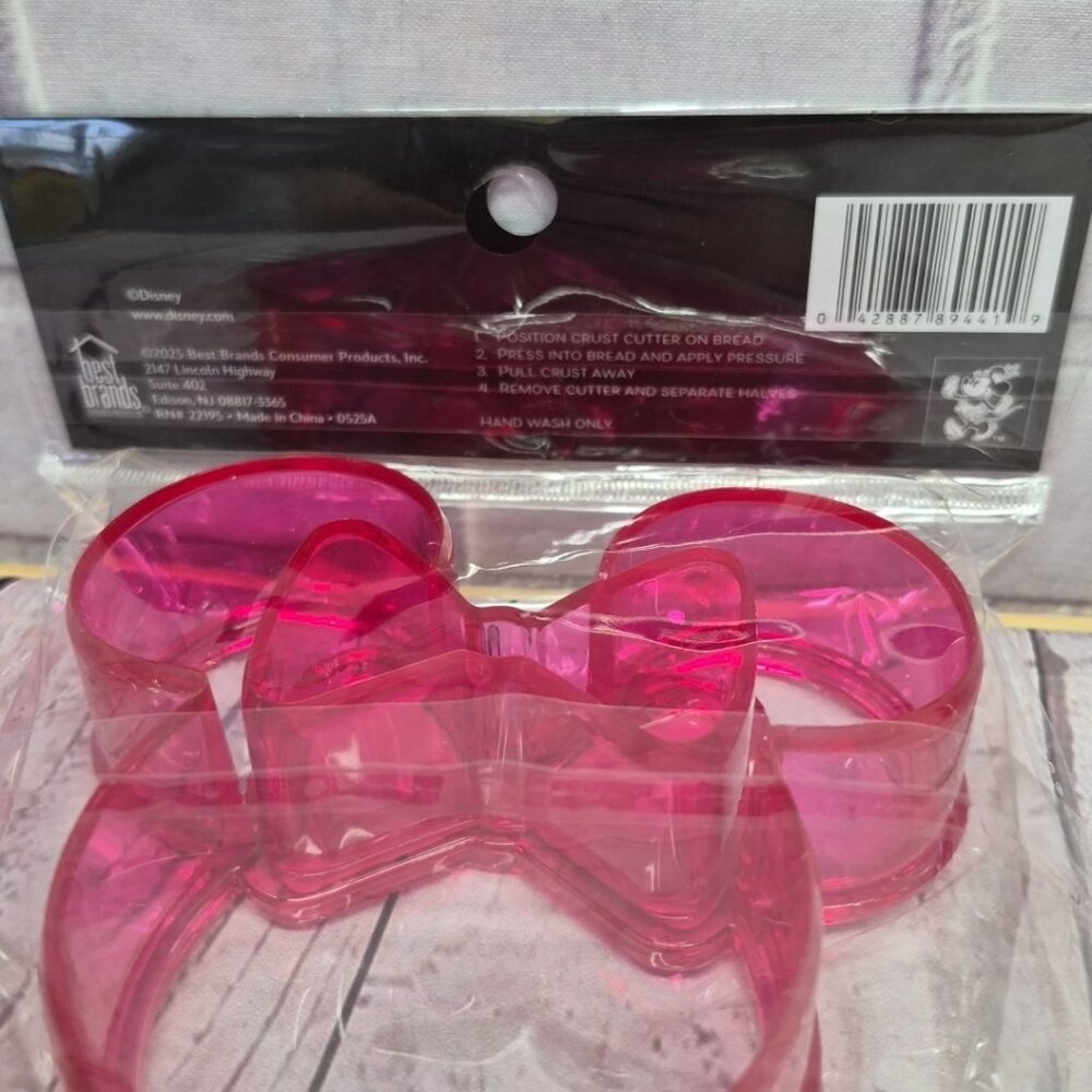 Disney Mickey & Minnie Mouse Plastic Fun Shape Bread Crust Cutter, Lot Of 2 - Picture 6 of 7
